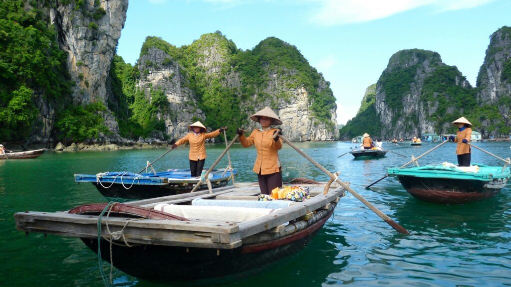 ha long bay vietnam